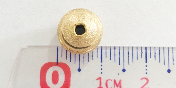 XGFDC10RL2 Goldfilled Oro Laminado 18K Esfera de 10mm con azucarada con Círculos.  1 pieza