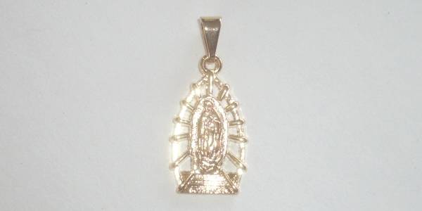 FD19-5013 Oro Laminado 14k Dije Virgen de Guadalupe 22mm